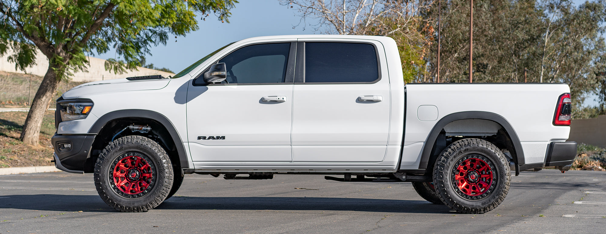 '19-24 Ram 1500 Rebel Carli 2.0 Commuter Suspension System Display on vehicle