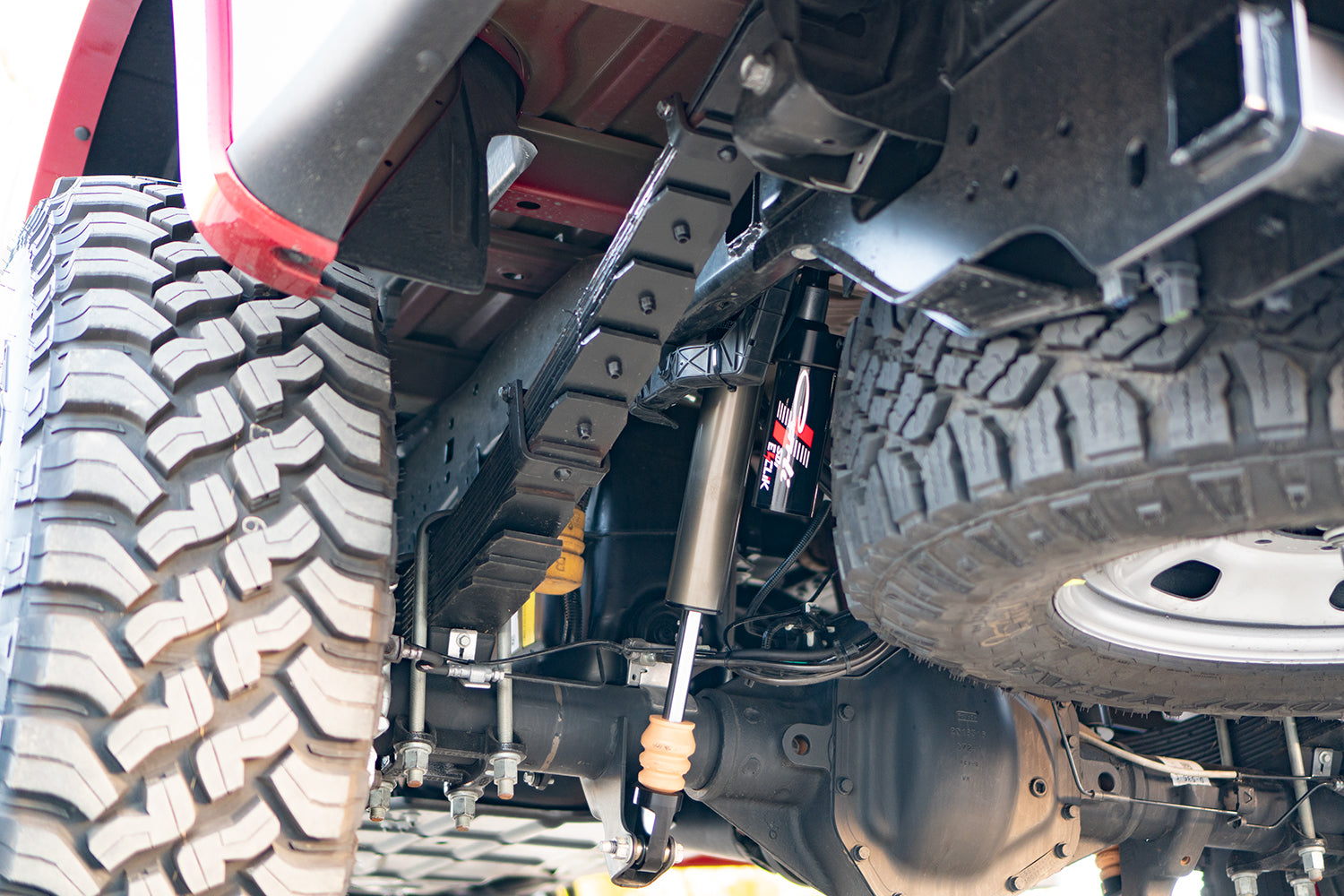 '17-24 Ford F250/350 Carli E-Venture Suspension System-4.5" Lift Display on Vehicle