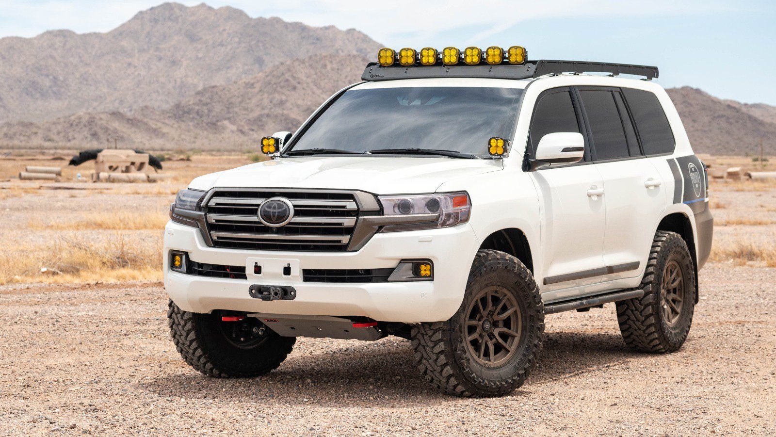 Baja Designs 7 XL Linkable Kit for Prinsu Roof Rack Kits Lighting Baja Designs Display on Vehicle