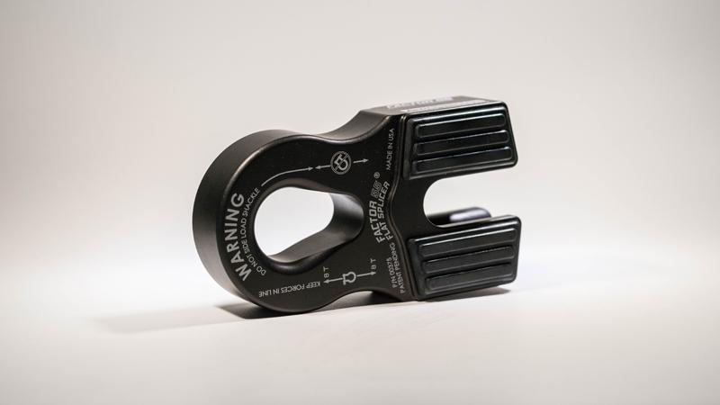 Factor 55 - Flat Splicer Black Display
