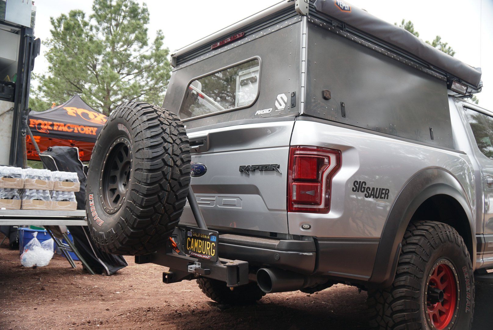 UltraSwing Hitch Carrier Multi-Fit Tiregate RIGd Supply display
