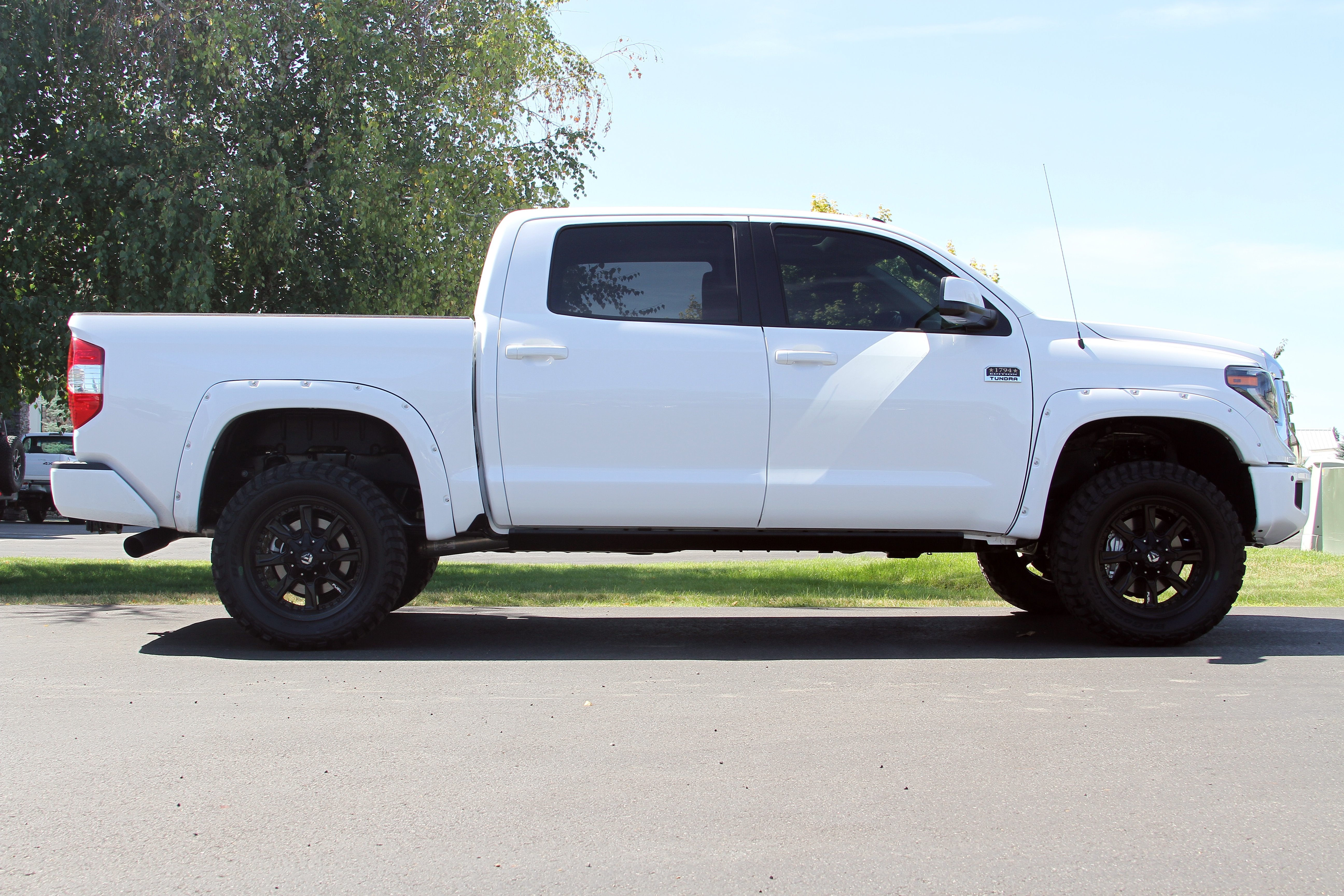 Flowmaster Outlaw Cat-back Exhaust System