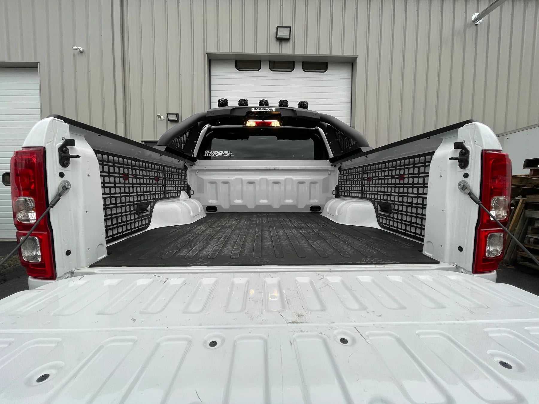 '19-23 Ford Ranger BuiltRight Bedside Rack System