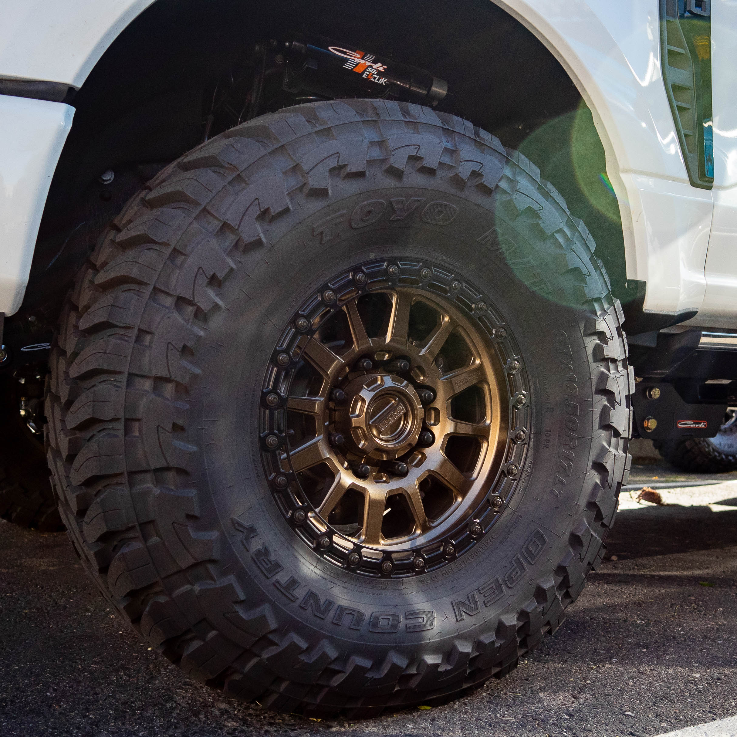 SDHQ Built Billet Reservoir Mounts