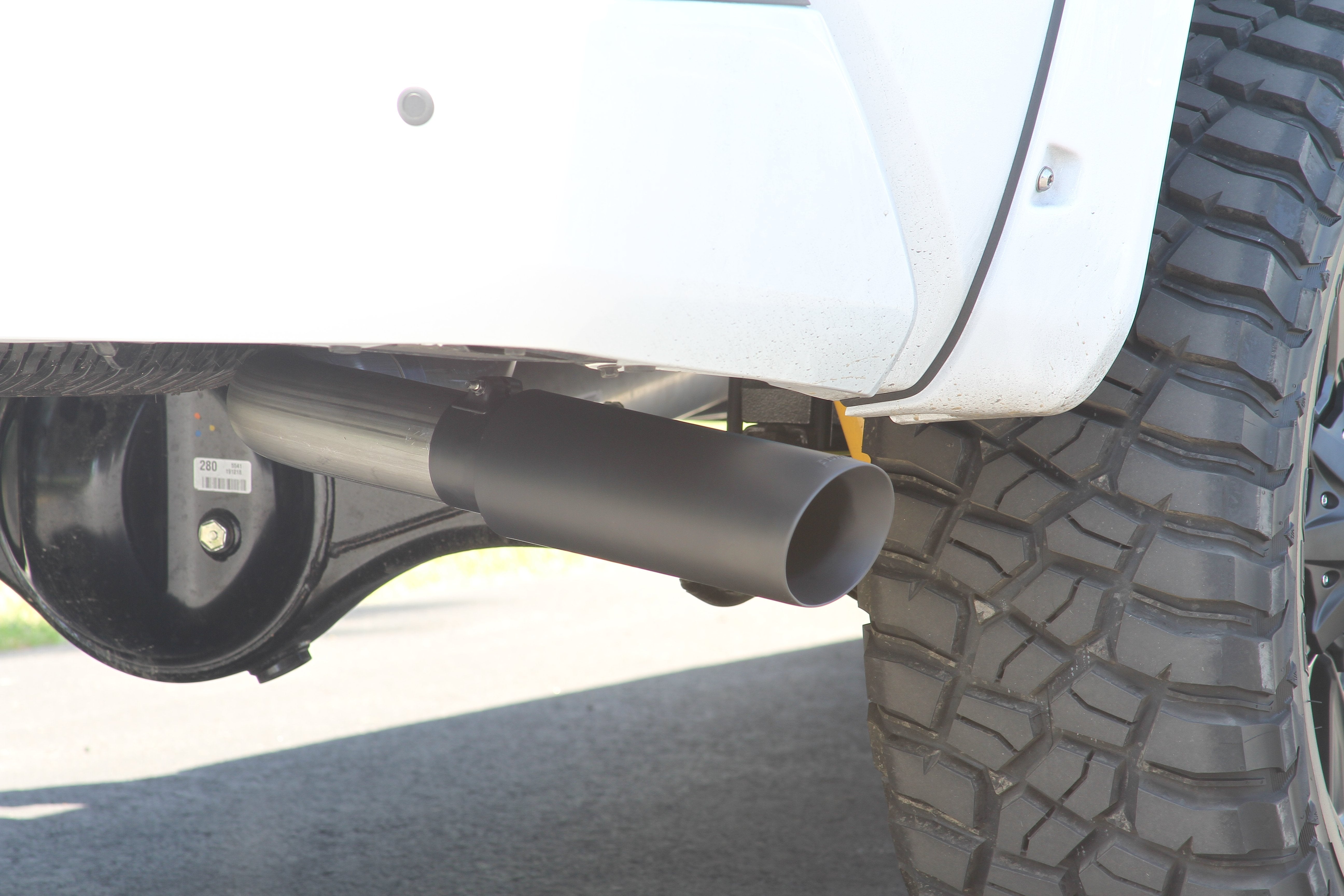 Flowmaster Outlaw Cat-back Exhaust System