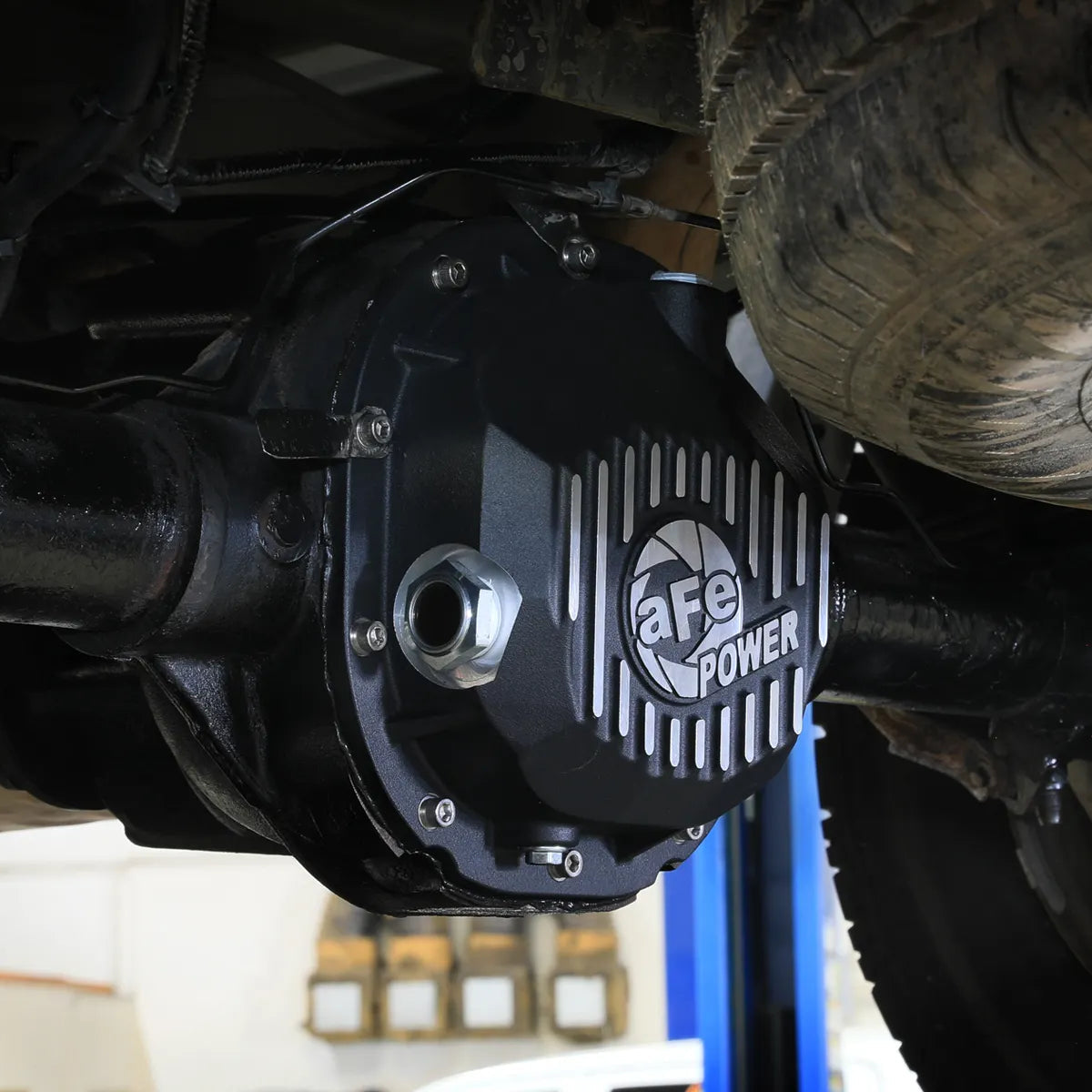 Pro Series Rear Differential Cover Black w/ Machined Fins Front View