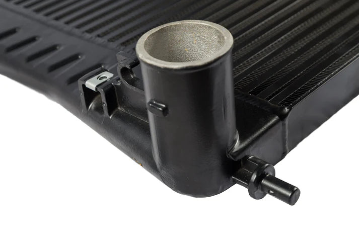 06-10 Silverado H.D / Sierra H.D 6.6L Turbo Diesel Heavy Duty Intercooler Front View