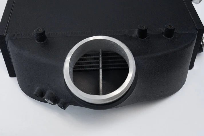 F8X M3 / M4 / M2 Comp Top Mount Charge-Air-Cooler Front View