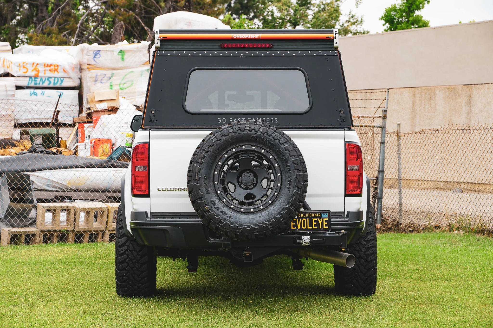 UltraSwing Multi-Fit Spare Tire Hitch Mount | RiGd Supply Front View