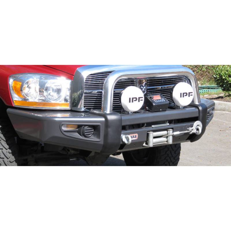 94-02 Dodge 1500/2500/3500 Sahara Bumper Up-Close Display on Vehicle (Front Angled View)