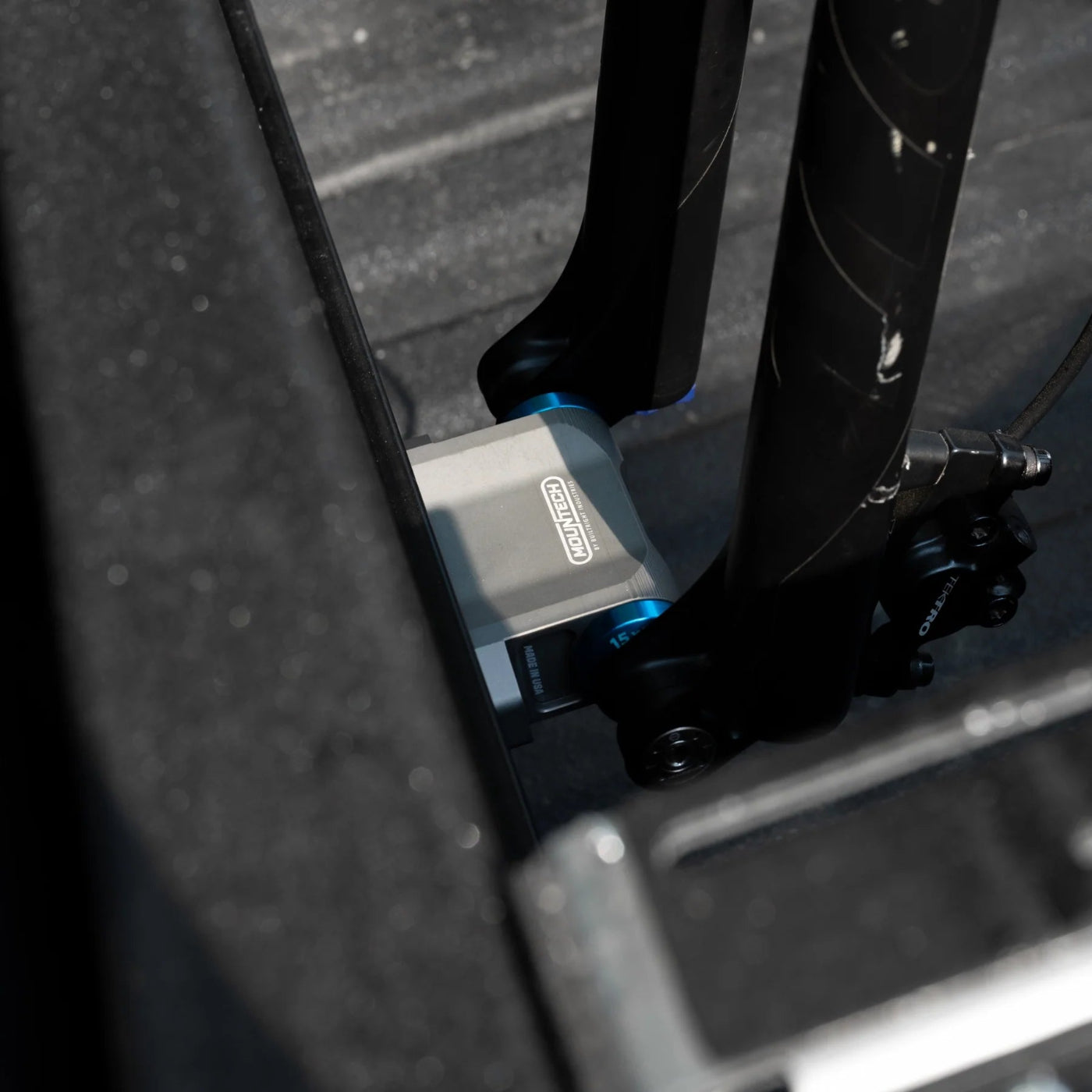 Mountech Bike Fork Mount Close-up Display on Vehicle 