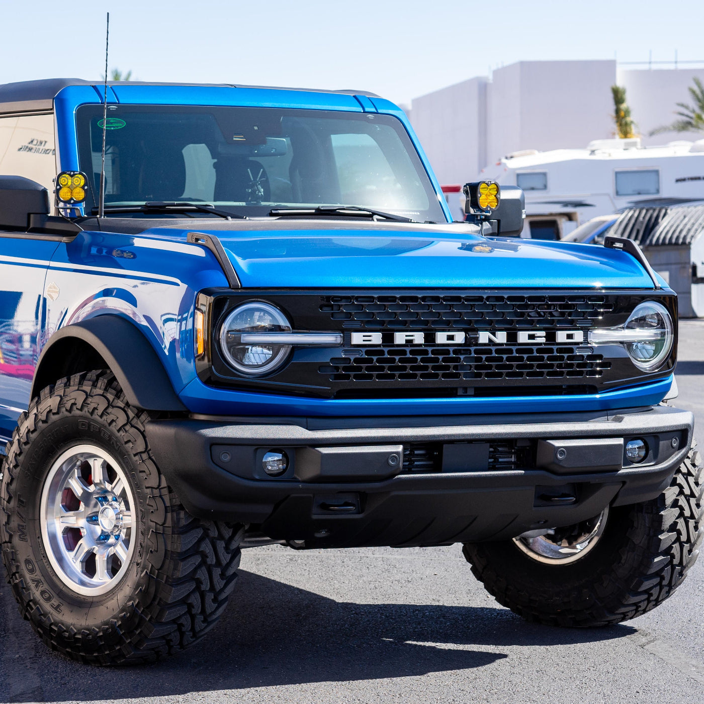 G500 Smooth Lip Wheel 17x8.5" 5 & 6 Lug Front View