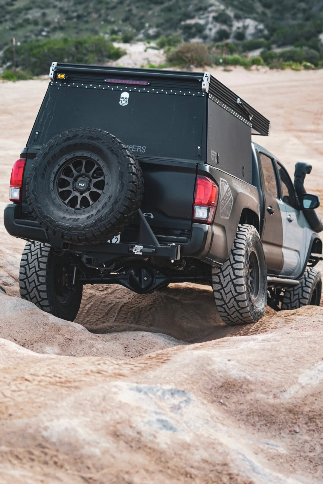 UltraSwing Multi-Fit Spare Tire Hitch Mount | RiGd Supply Front View