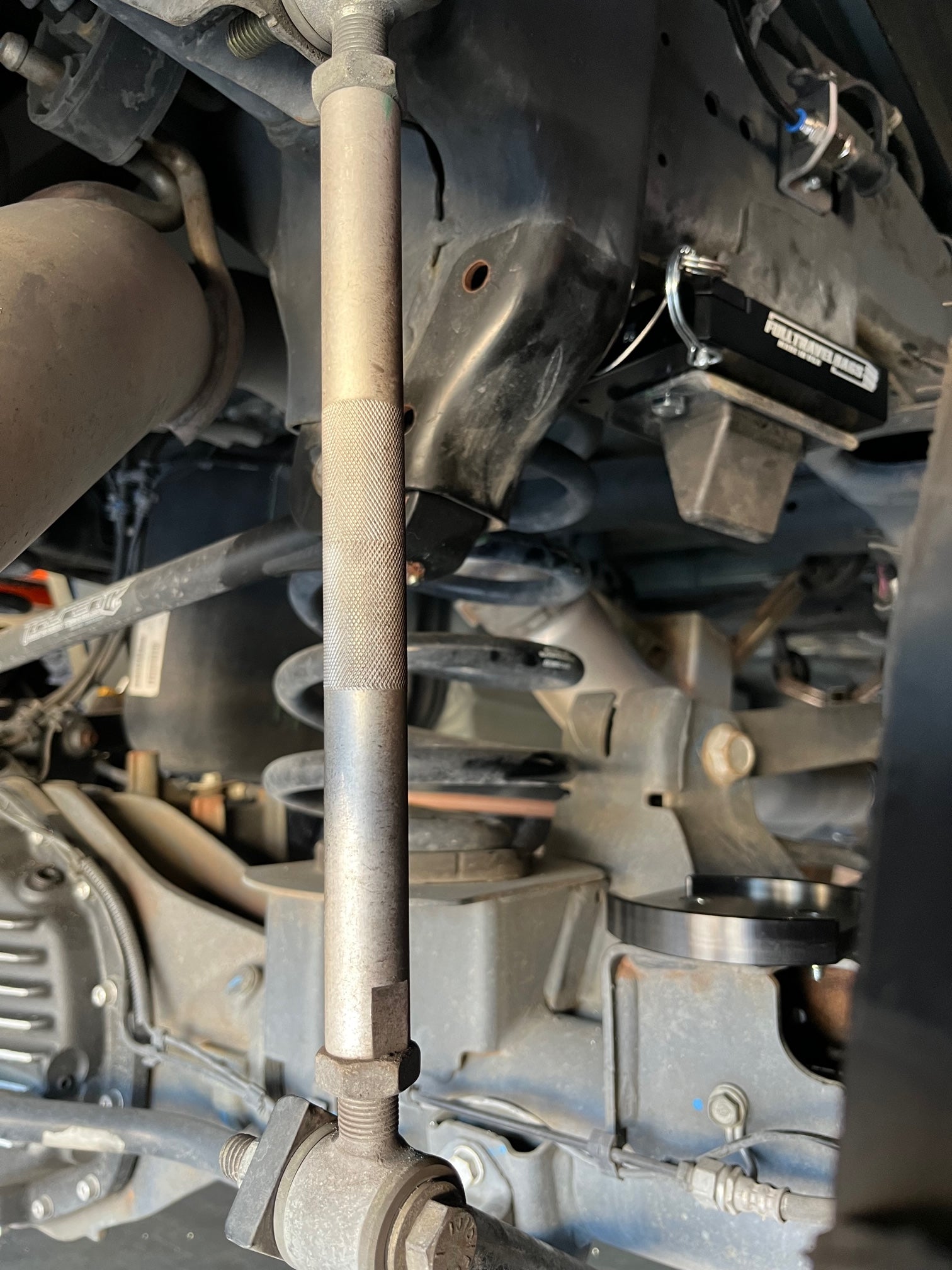 2014+ RAM 2500 Airbag Kit Front View