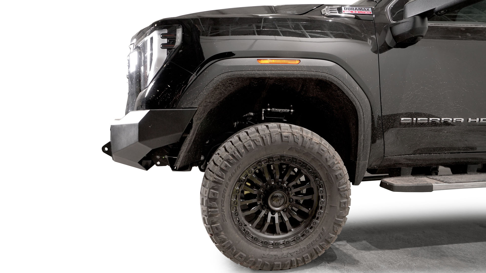 '24+ GMC 2500/3500 New Premium Winch Bumper Display on Vehicle (Side View)