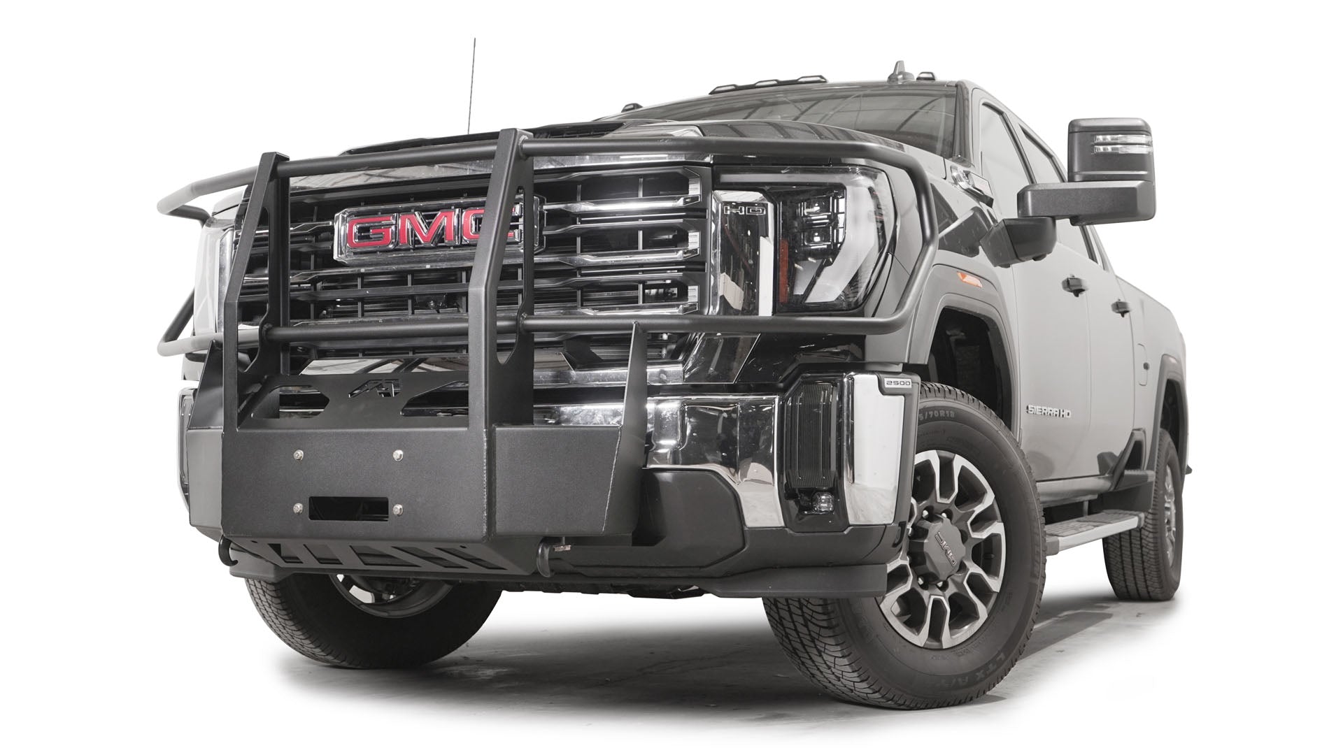 '24+ GMC 2500/3500 Winch Mount Display on vehicle 