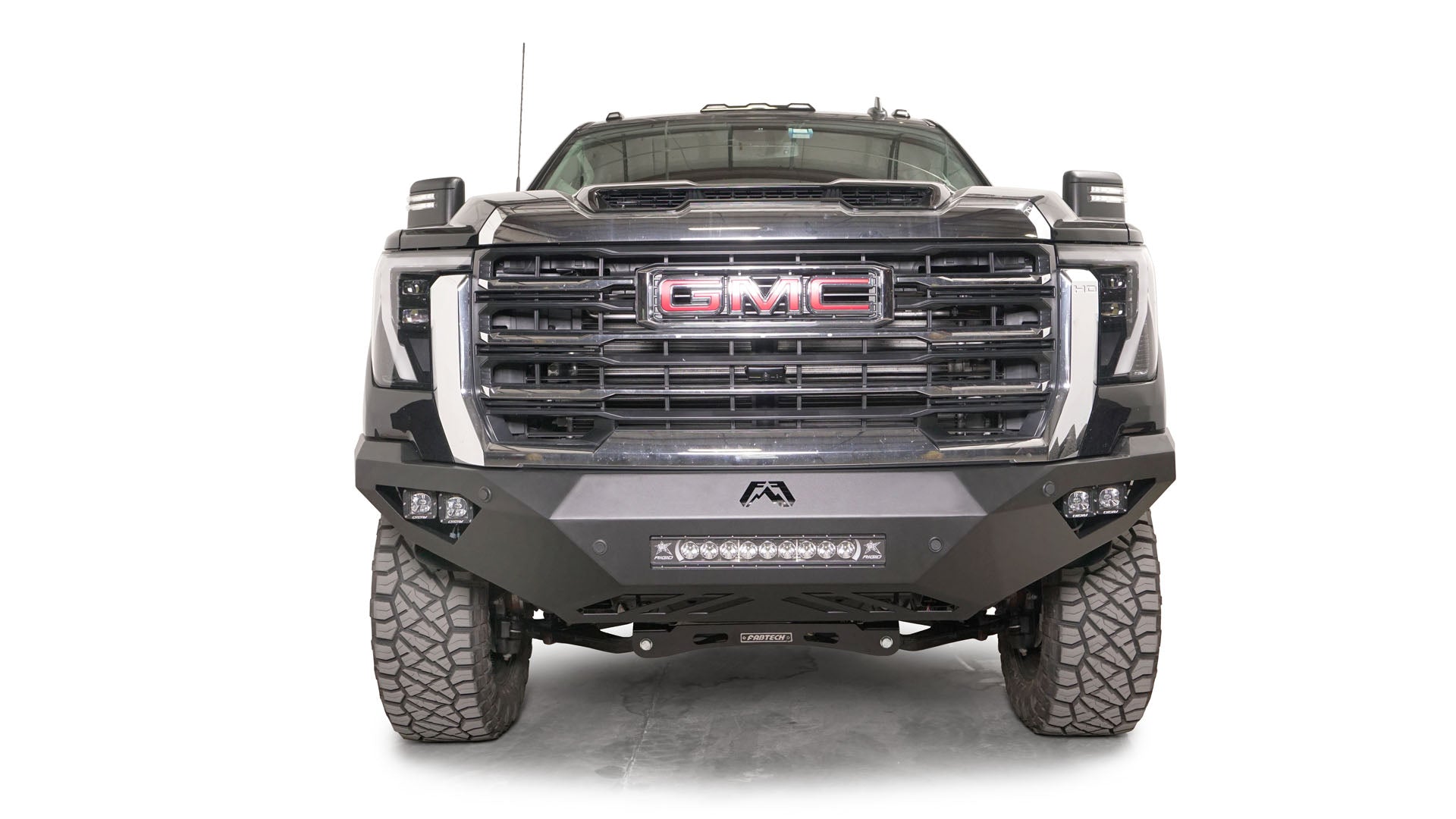 '24+ GMC 2500/3500 Vengeance Front Bumper Display on Vehicle 