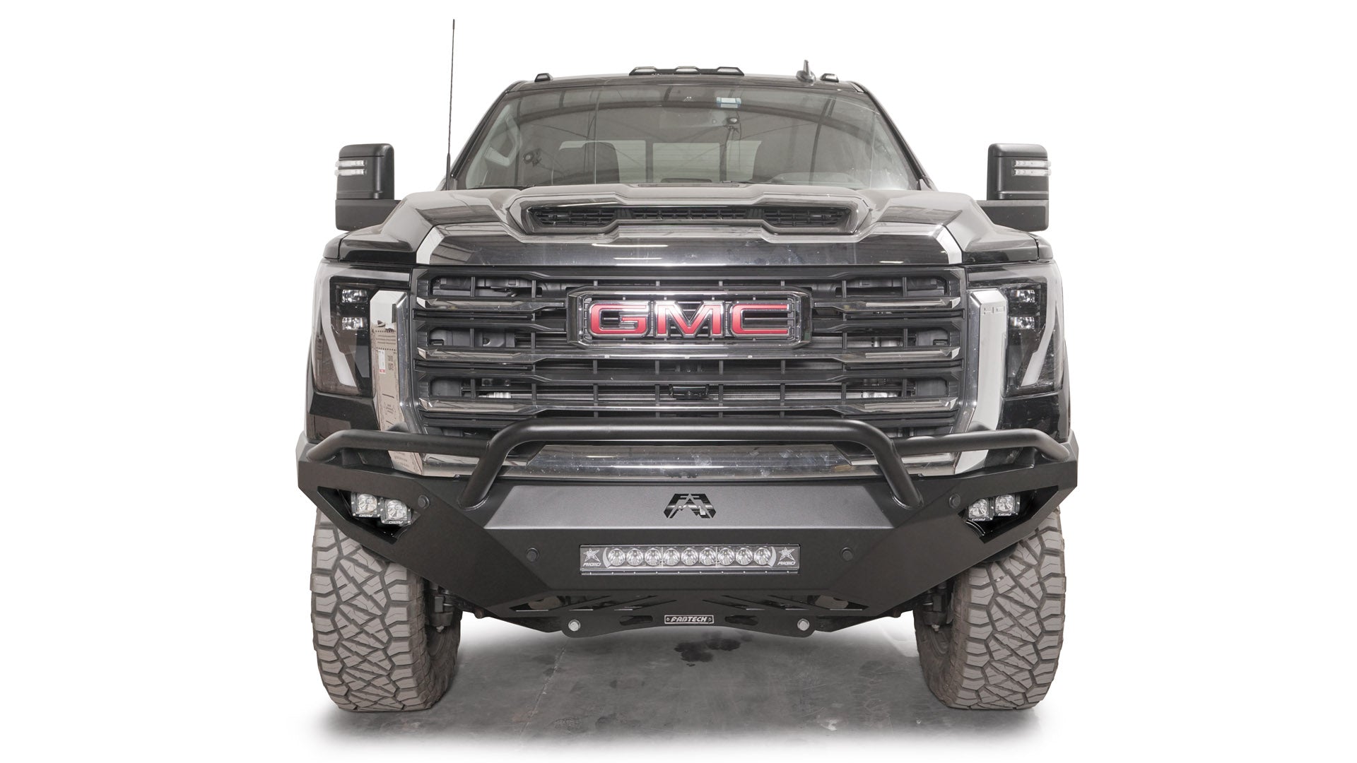 '24+ GMC 2500/3500 Vengeance Front Bumper Display on Vehicle 