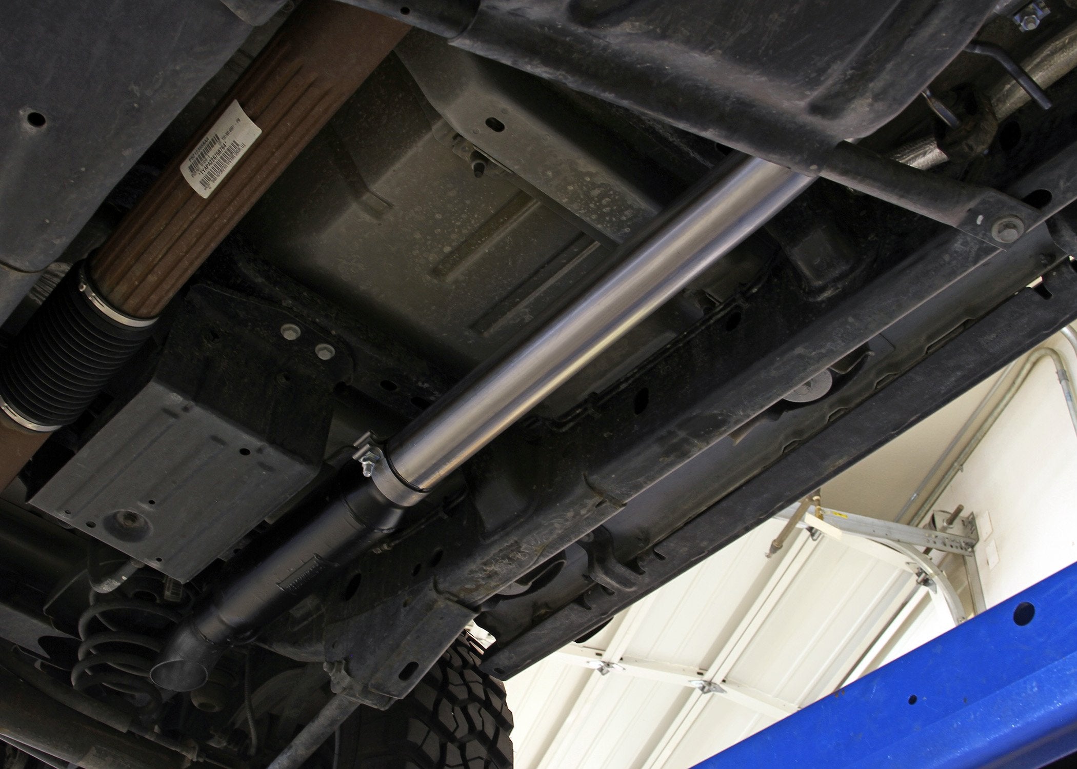 Flowmaster Outlaw Extreme Cat-Back Exhaust System
