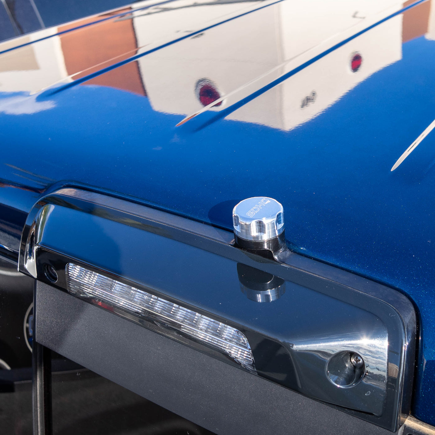 SDHQ Built Billet Aluminum NMO Antenna Rain Cap installed - close-up 