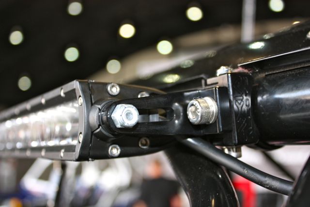 LED Light Bar Mount for 6mm / 1/4″ end mounts