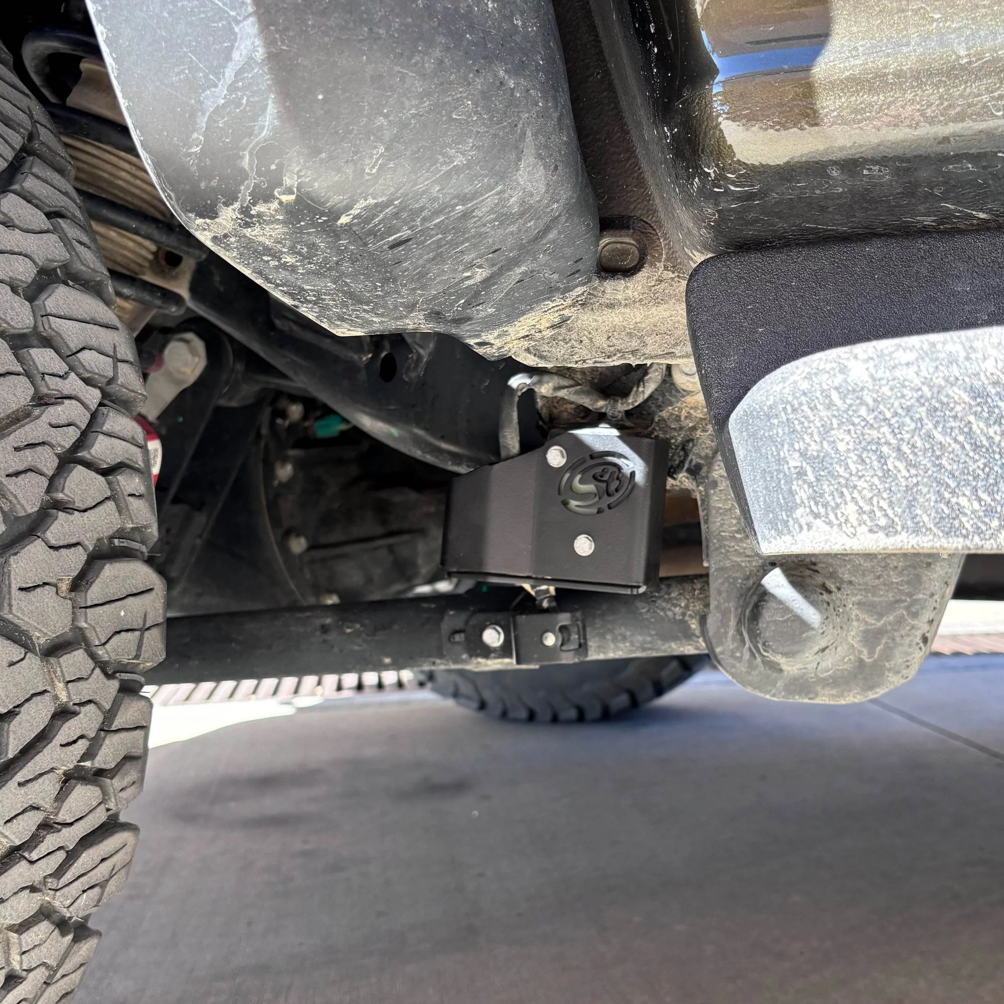 Trailing Arm Sensor Guards For 2024-2025 Ford Ranger Raptor 3.0L V6 Front View