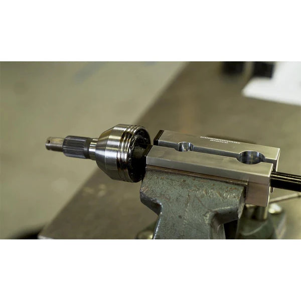 AGM | UTV Axle Jaws Top View Silver