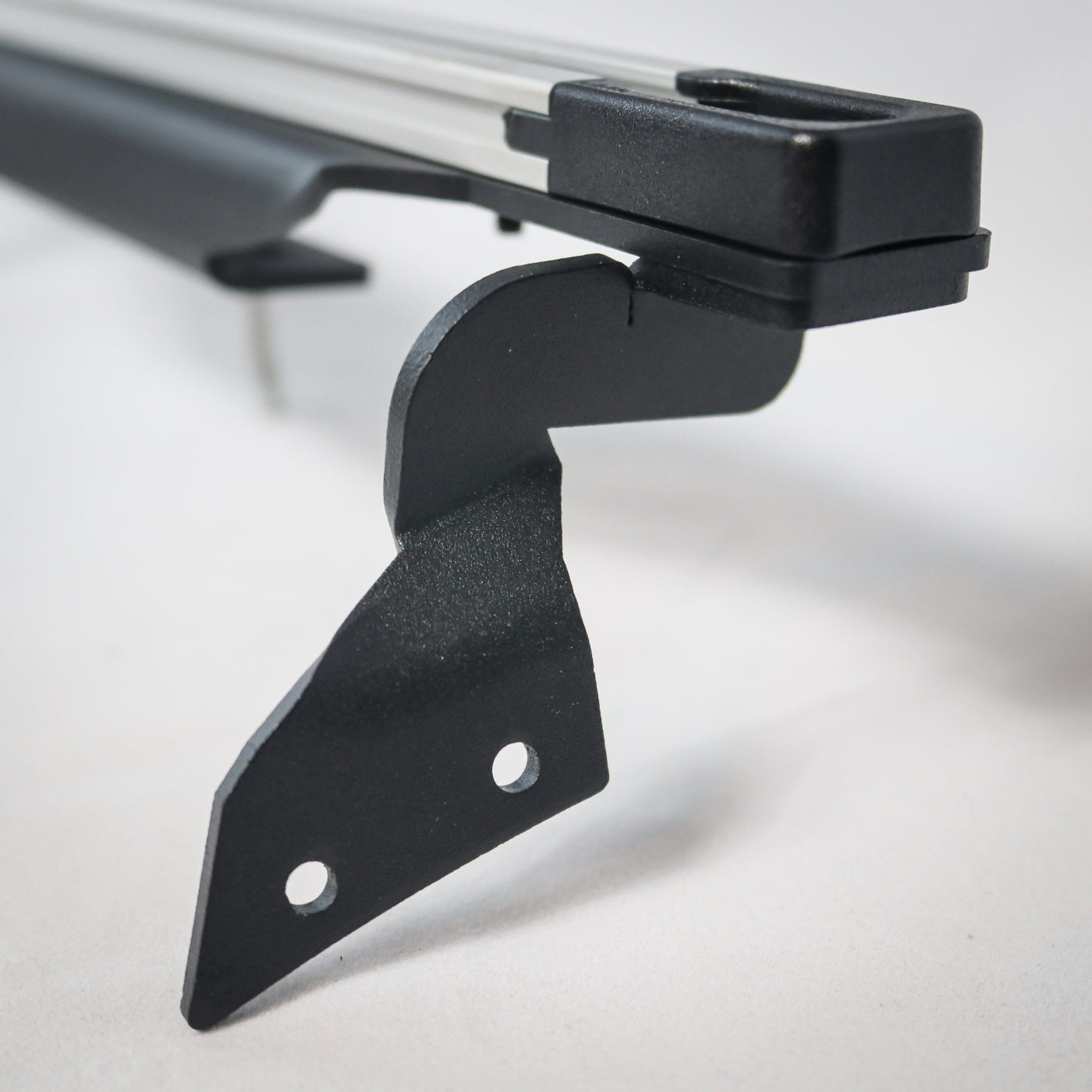 '05-11 Toyota Tacoma Track Mount (2TTM) Close-up Display 