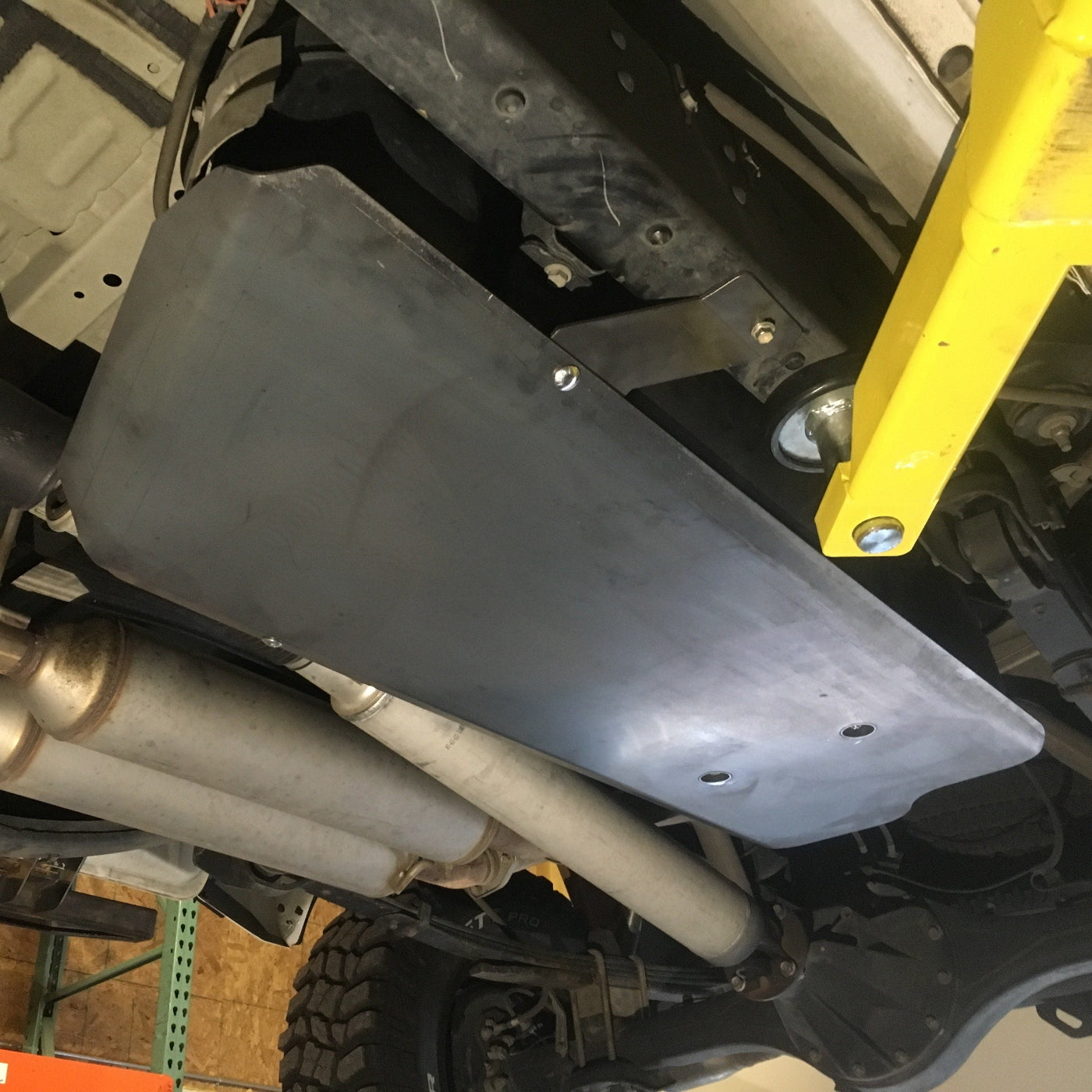 '07-21 Toyota Tundra Fuel Tank Skid Plate RCI Off Road display