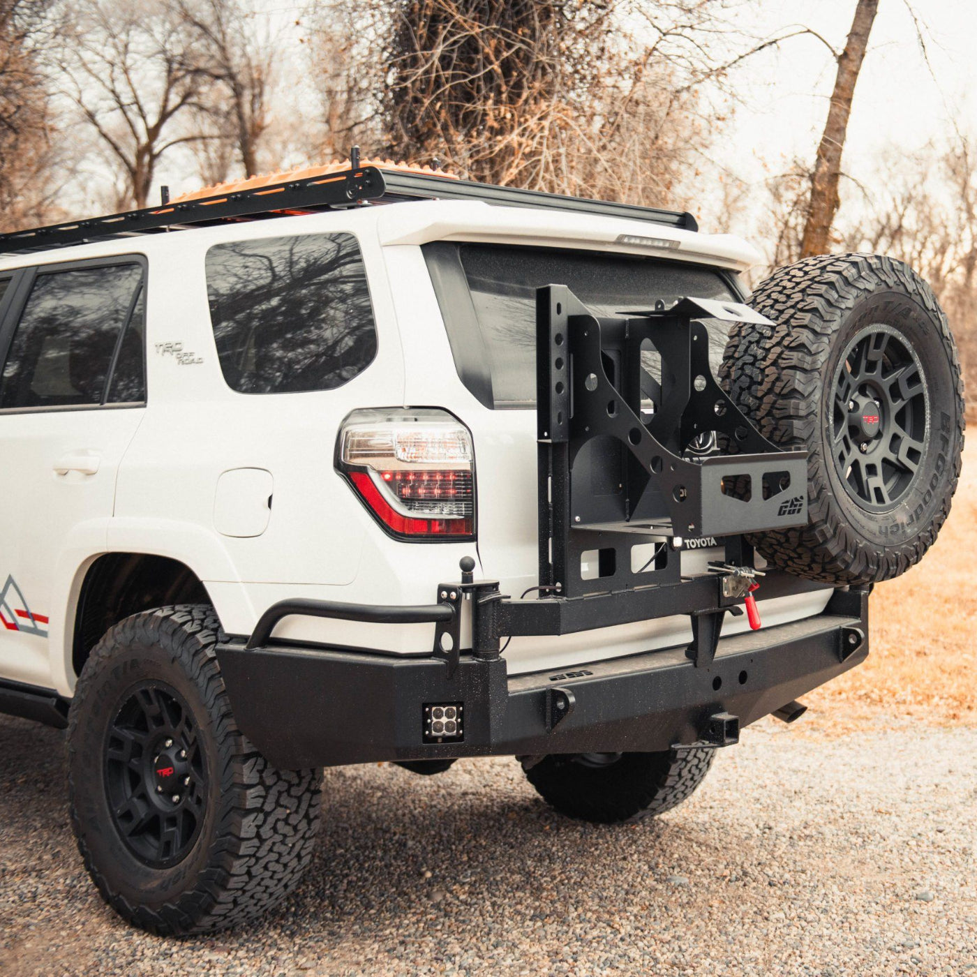 '10-24 Toyota 4Runner CBI Off-Road Rear Swing Arm Bumper Display on vehicle 