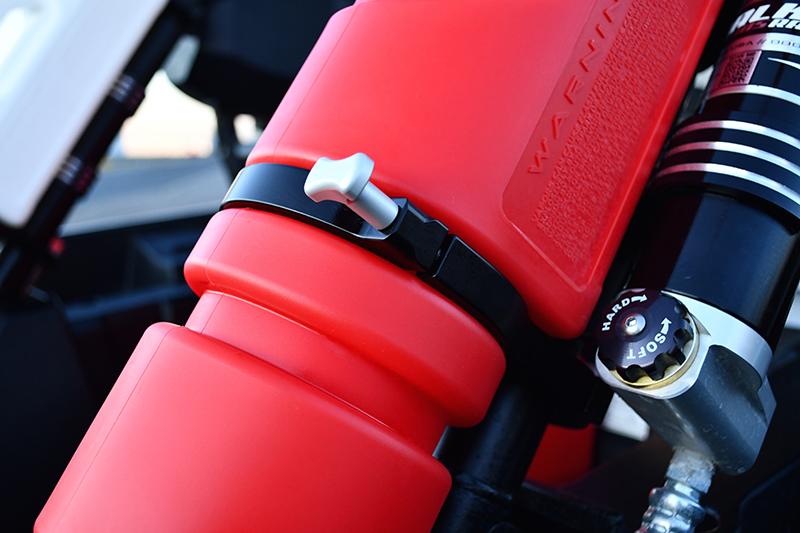 1.5 Gallon Gasoline RollpaX Fuel Jug Rotopax close-up