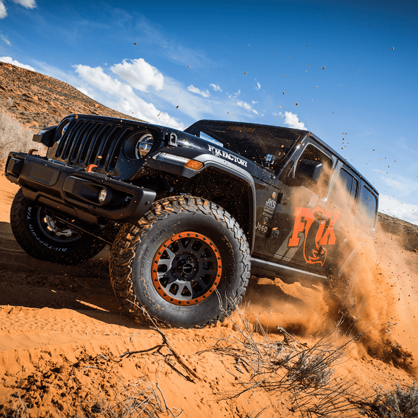 '18-23 Jeep JL Performance Elite Series PB 2.5 Rear Shocks Display on Vehicle