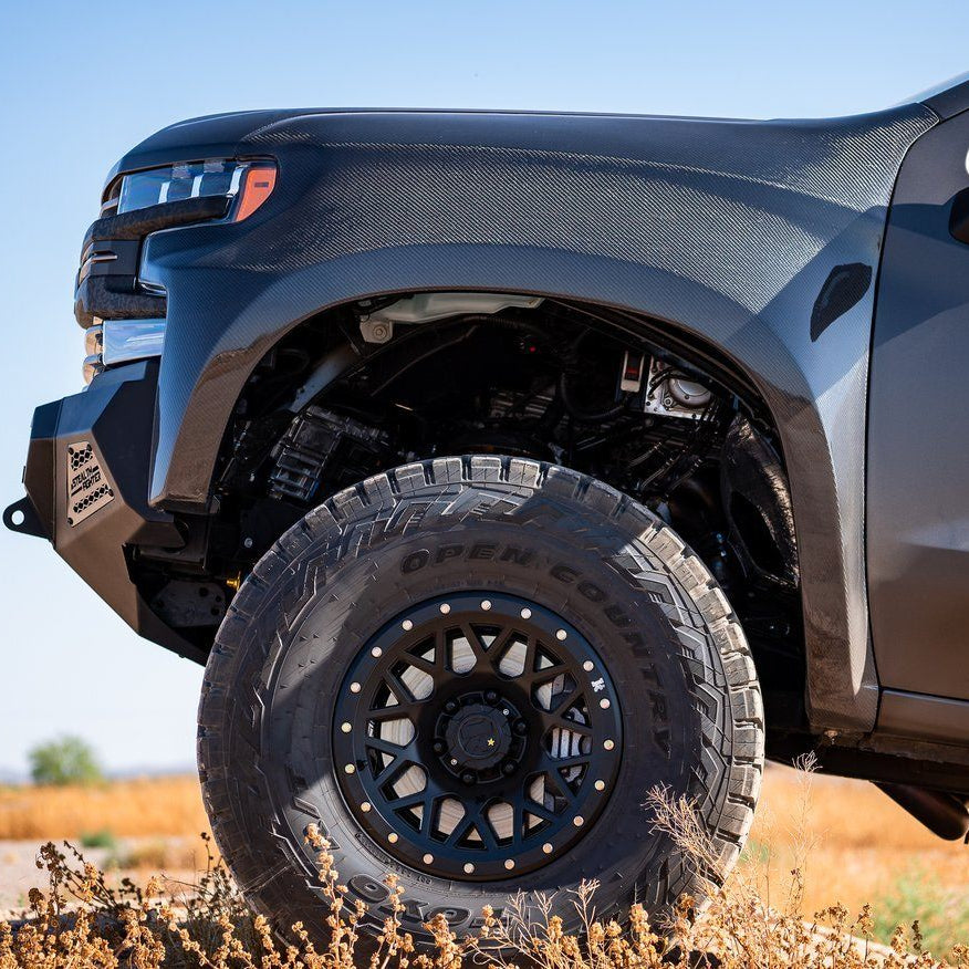 '19-23 Chevrolet Silverado Fenders- 4" Bulge Close-up Display on Vehicle 