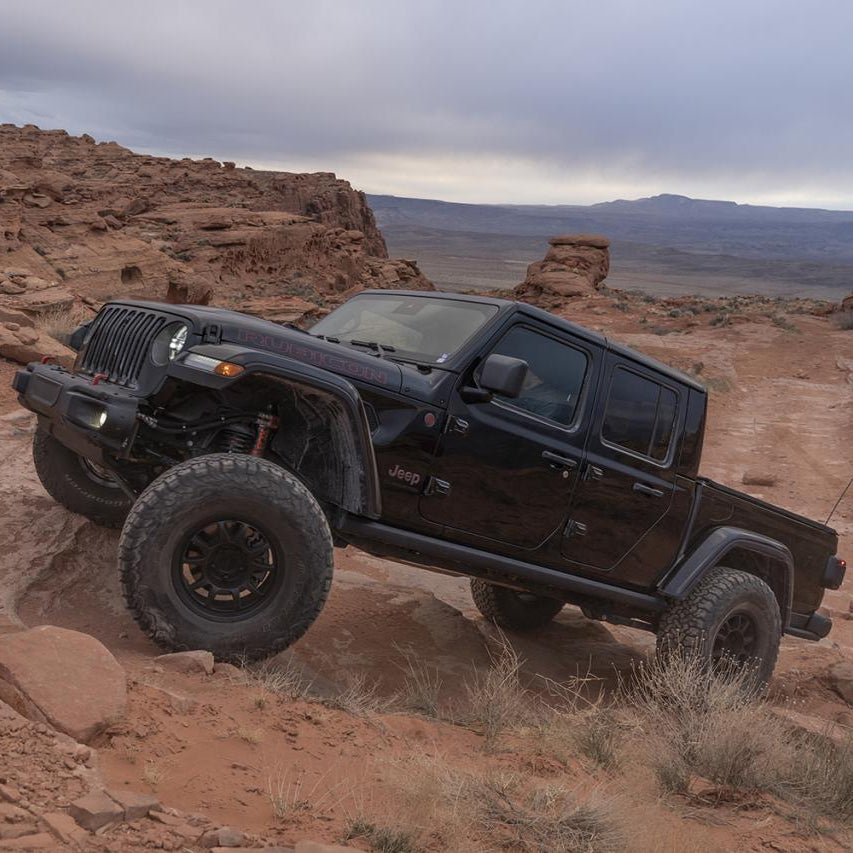 '20-23 Jeep JT Fox Factory Race Series 3.0 Front Shocks Display on Vehicle 