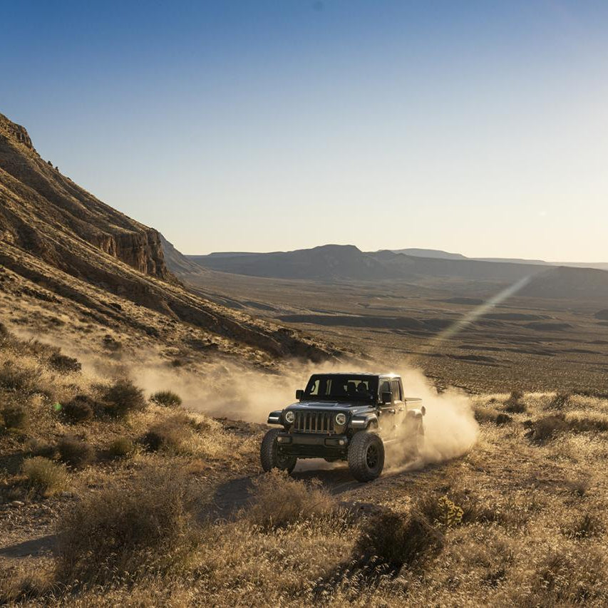 '20-23 Jeep JT Fox Shocks Performance Series 2.0 RR Rear Shock Display on Vehicle 