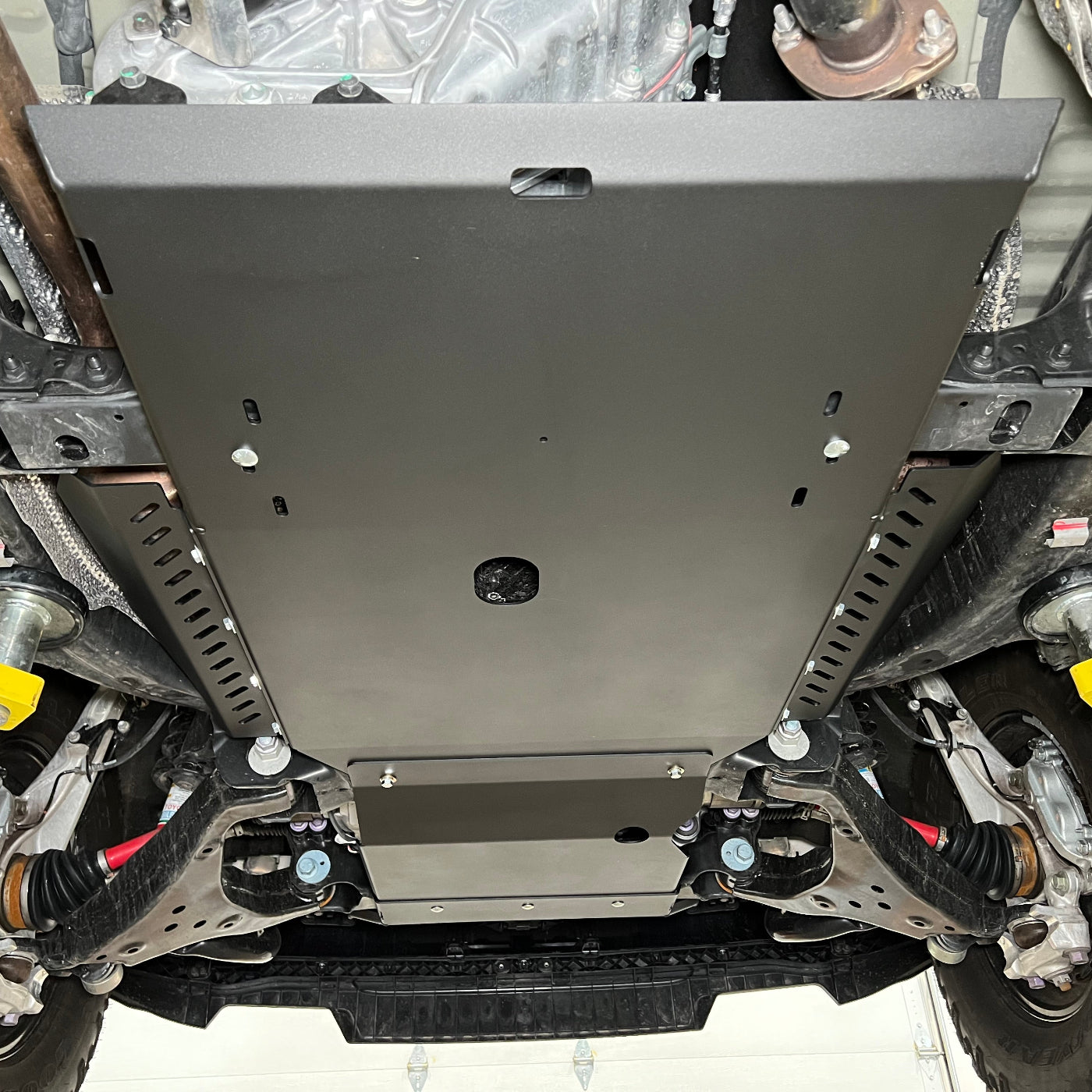 '07-21 Toyota Tundra Catalytic Guard RCI Off-Road display