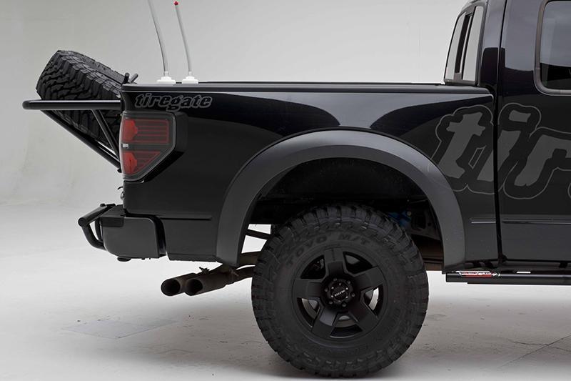 Full Size Truck Tiregate Prerunner Style Wilco Offroad (side view)